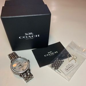 Women’s Coach Watch